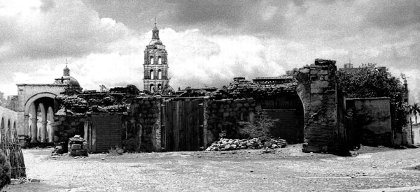 Alamo, 1976