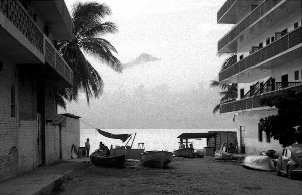 Puerto Villarta, 1976