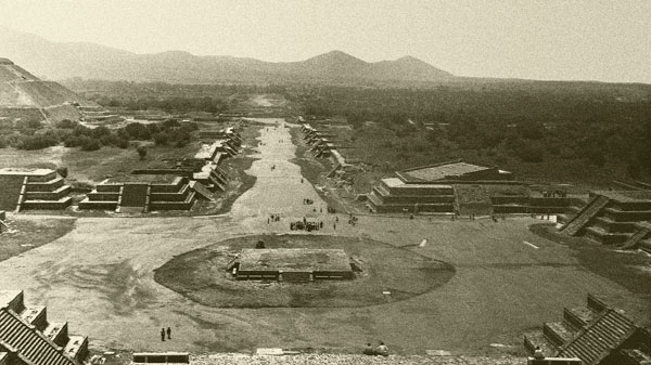 Avenue of the Dead, Teotihuacan (City of the Gods - 100 BC), 1976