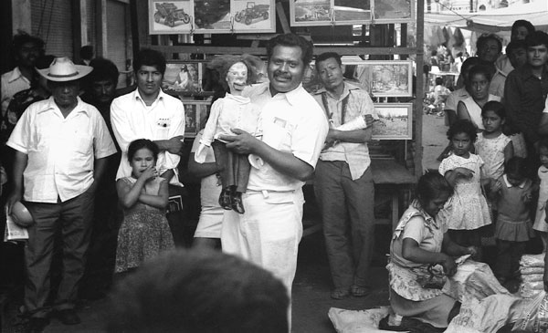 ventrilocuo, Oaxaca mercado, 1976